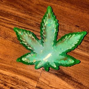 Resin Ashtray/trinket holder